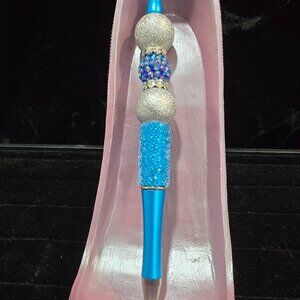 Pick-a-Pretty Blue Pen by PenGwensPosh - Bling Bling + Ink Refill